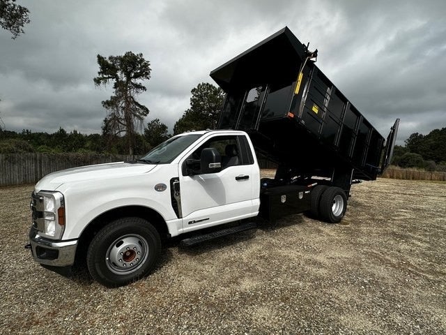 2024 Ford Chassis Cab XL